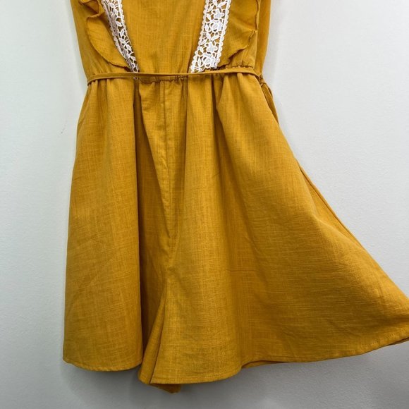 NWT Simplee Golden Yellow Crochet Lace Trim Romper - Tie Back - Linen - Medium - Picture 7 of 14